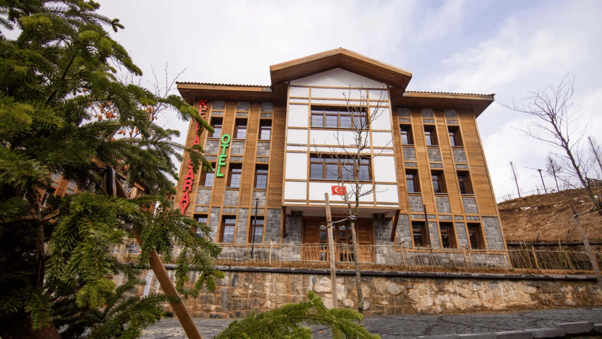 Otel
